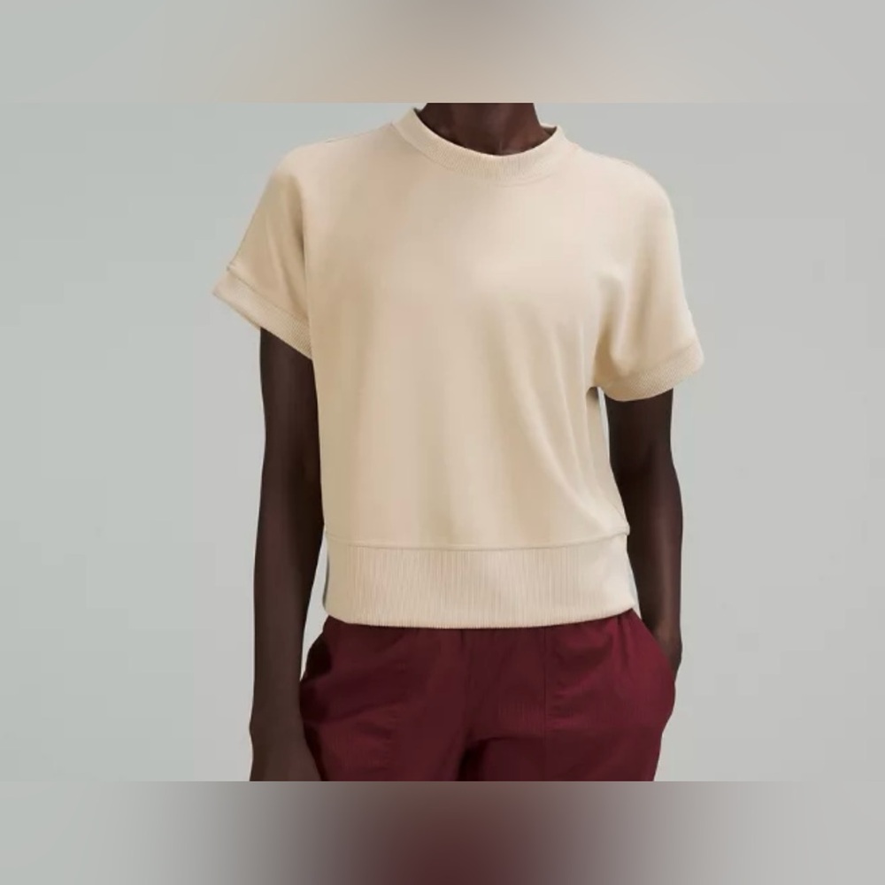 Lululemon top